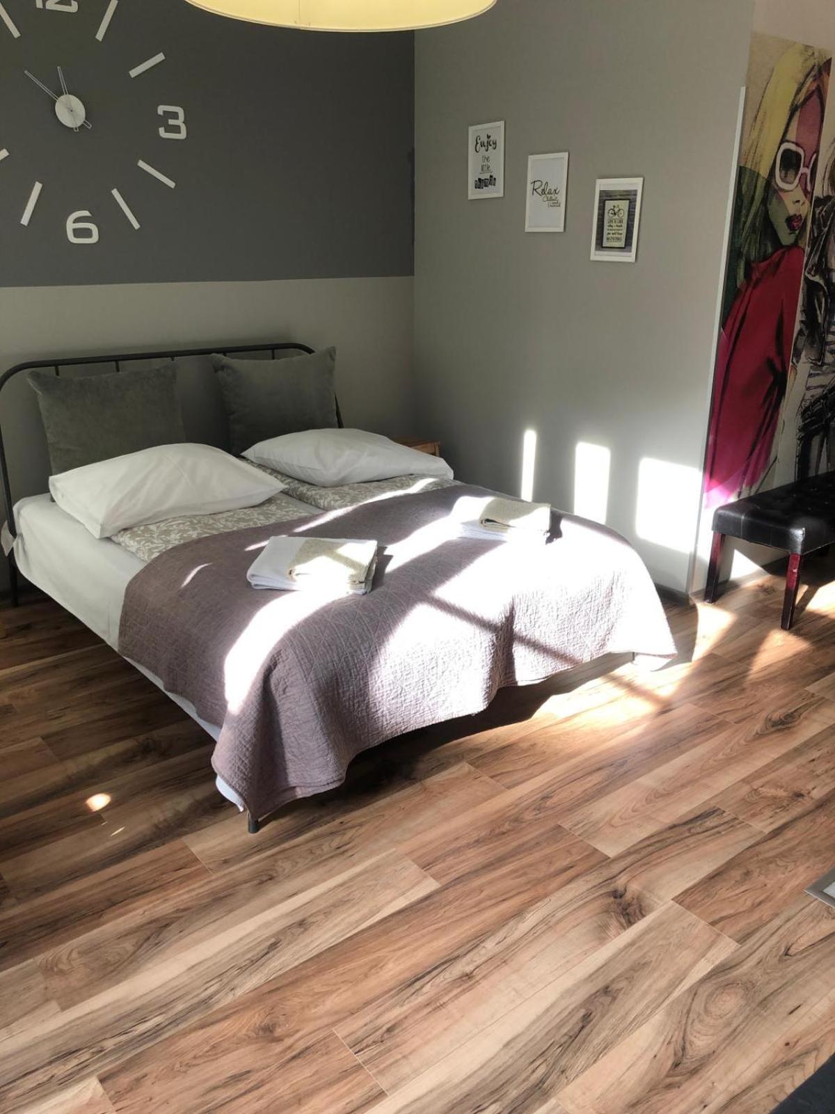 Apartament Easy Stay Center วรอตซวาฟ ภายนอก รูปภาพ