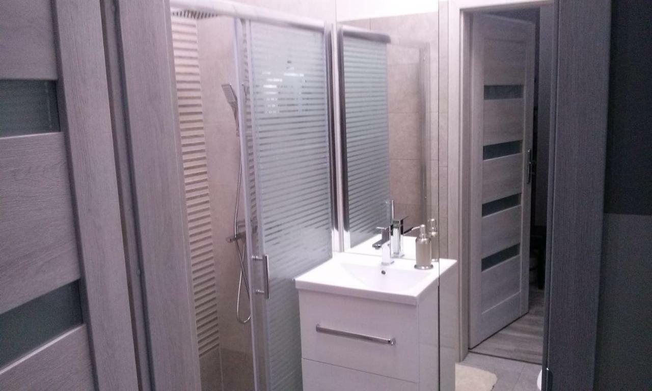 Apartament Easy Stay Center วรอตซวาฟ ภายนอก รูปภาพ