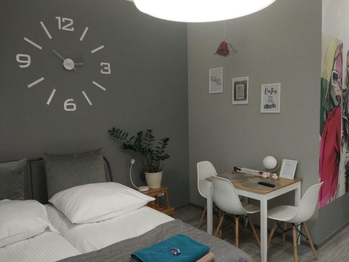 Apartament Easy Stay Center วรอตซวาฟ ภายนอก รูปภาพ